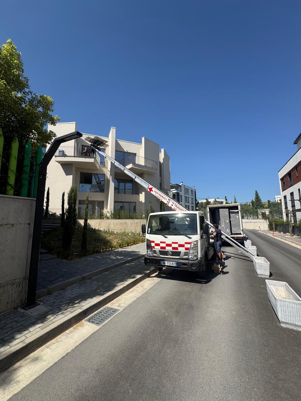 Location monte charge Toulouse 2